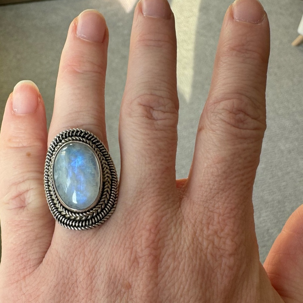Large Moonstone Shield Ring - Picture 12 of 13
